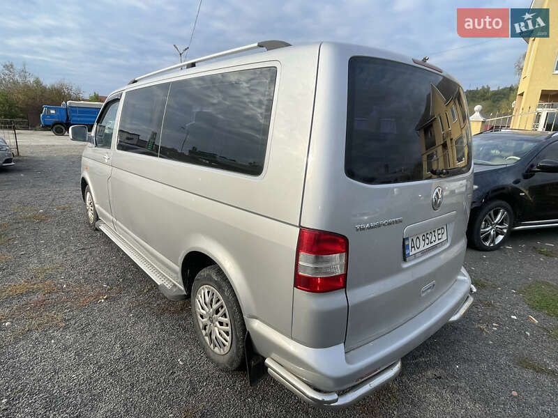 Минивэн Volkswagen Transporter 2007 в Солотвине