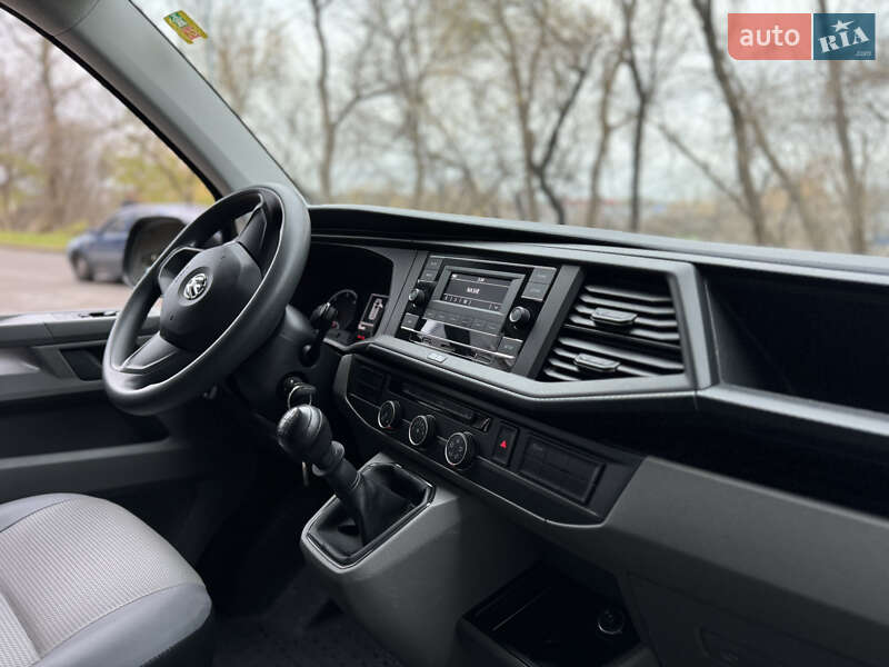 Вантажний фургон Volkswagen Transporter 2020 в Києві