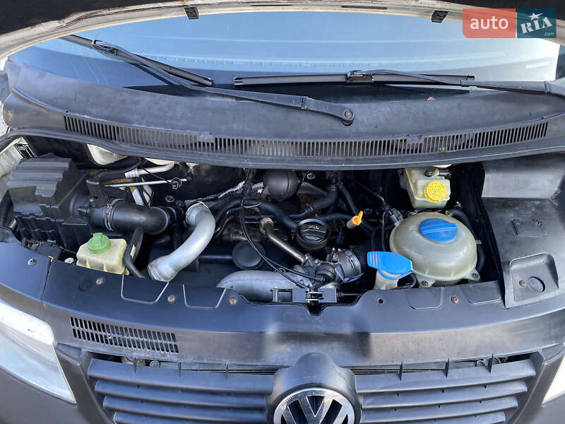 Минивэн Volkswagen Transporter 2006 в Павлограде