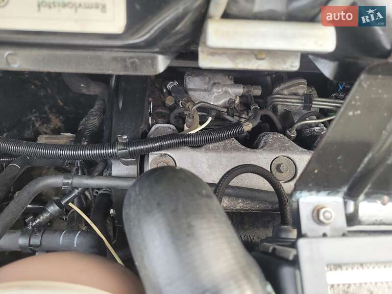 Мінівен Volkswagen Transporter 2003 в Жмеринці