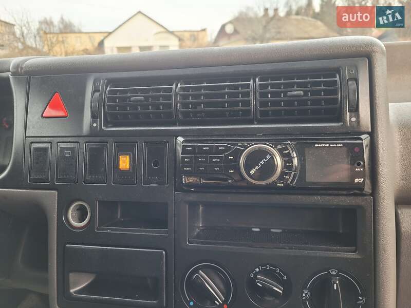 Мінівен Volkswagen Transporter 2003 в Жмеринці