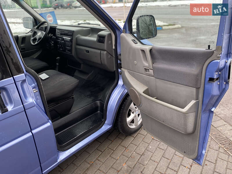Минивэн Volkswagen Transporter 1992 в Жовкве