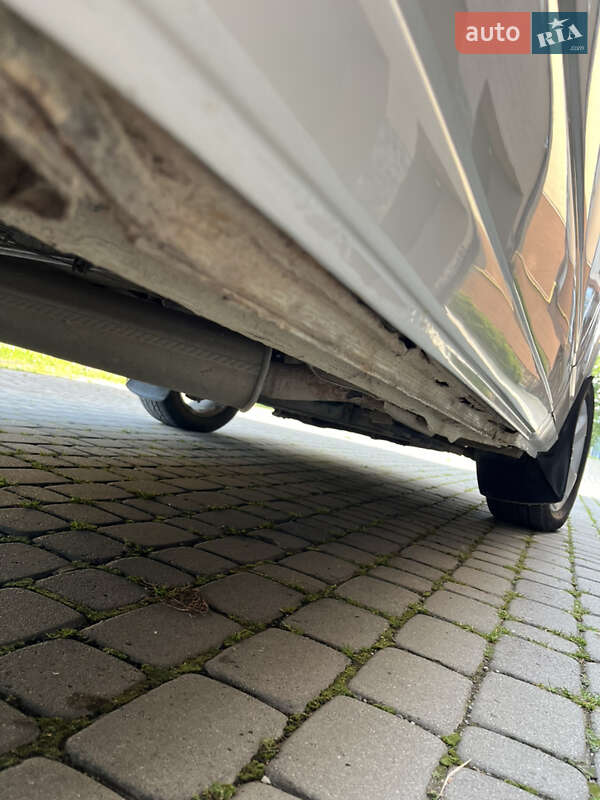 Вантажний фургон Volkswagen Transporter 2001 в Надвірній фото 19 Вантажний фургон Volkswagen Transporter 2001 в Надвірній