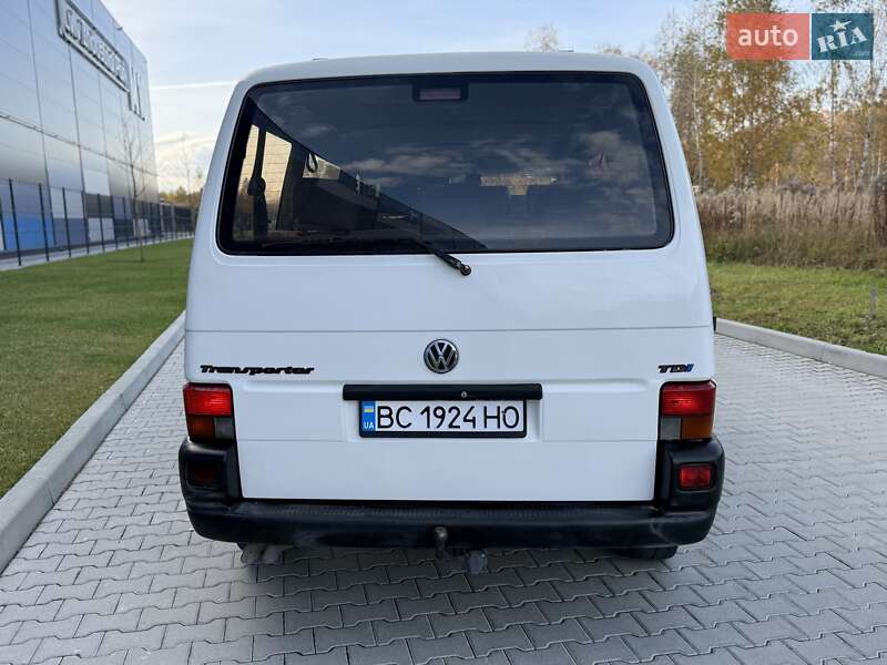 Мінівен Volkswagen Transporter 2000 в Львові