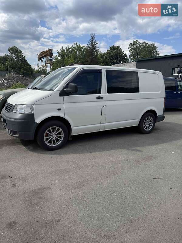 Грузовой фургон Volkswagen Transporter 2007 в Киеве