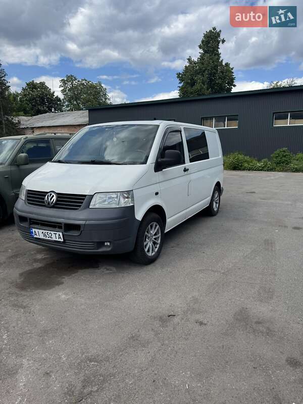 Грузовой фургон Volkswagen Transporter 2007 в Киеве