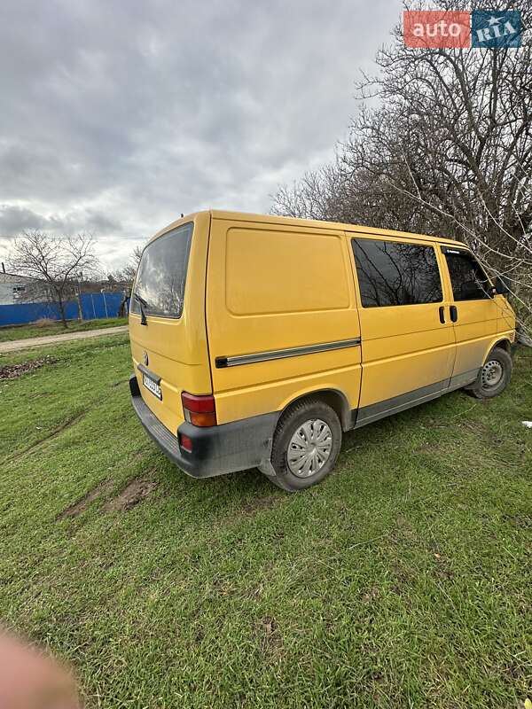 Мінівен Volkswagen Transporter 2000 в Херсоні