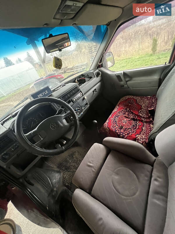 Мінівен Volkswagen Transporter 1996 в Луцьку