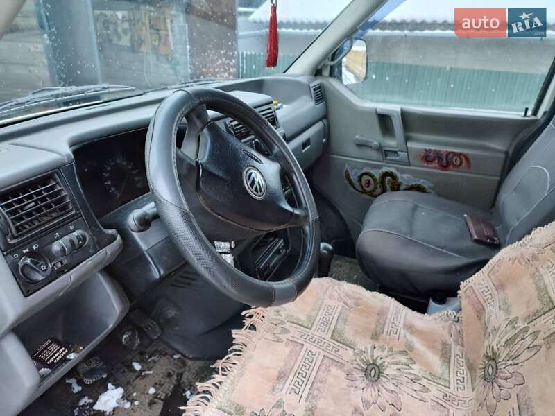 Мінівен Volkswagen Transporter 2003 в Долині
