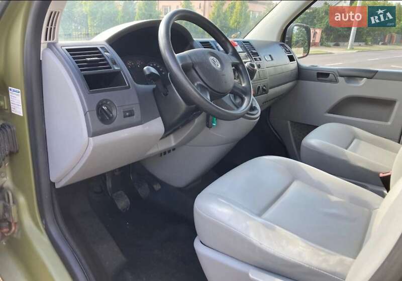 Минивэн Volkswagen Transporter 1990 в Львове