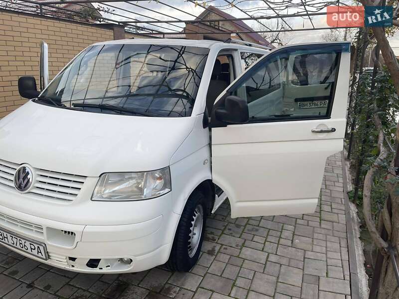 Минивэн Volkswagen Transporter 2003 в Измаиле фото 8 Минивэн Volkswagen Transporter 2003 в Измаиле