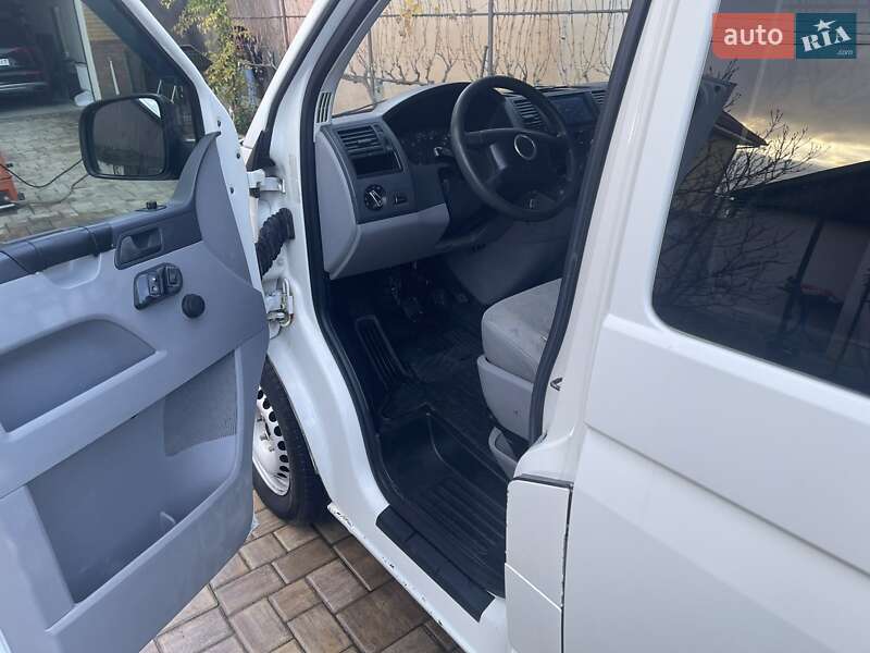 Минивэн Volkswagen Transporter 2003 в Измаиле фото 16 Минивэн Volkswagen Transporter 2003 в Измаиле