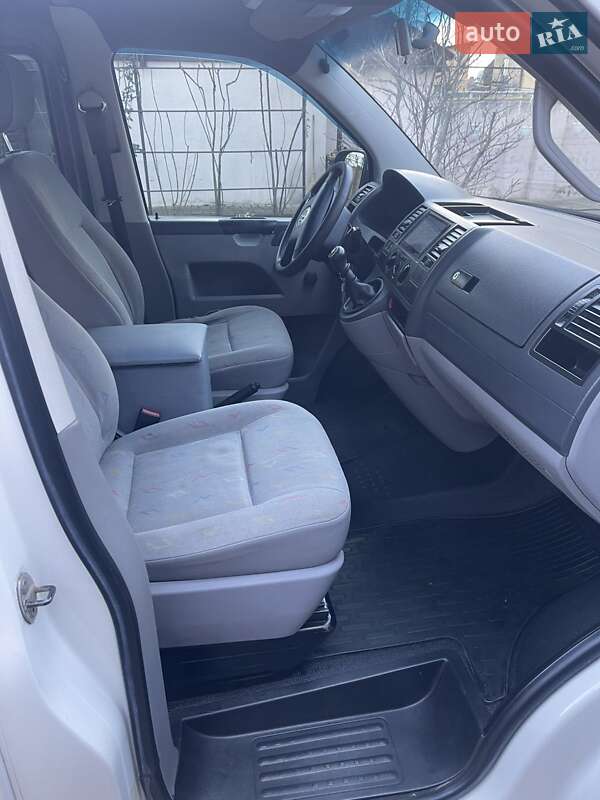 Минивэн Volkswagen Transporter 2003 в Измаиле фото 23 Минивэн Volkswagen Transporter 2003 в Измаиле
