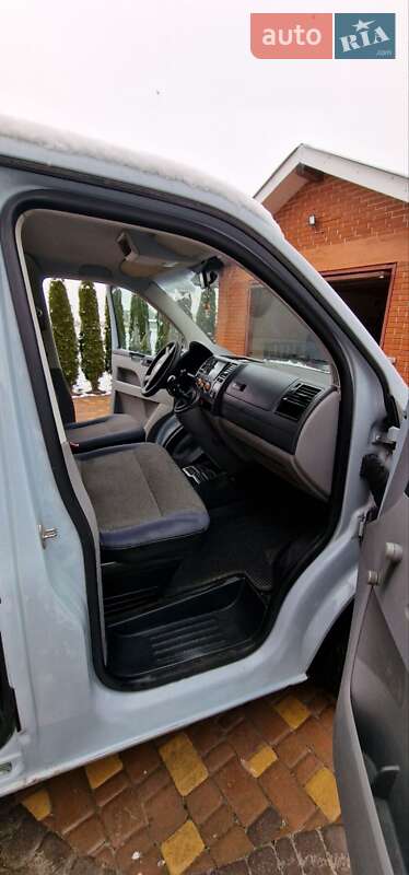 Минивэн Volkswagen Transporter 2008 в Коломые