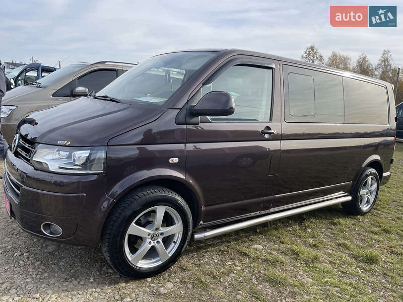 Мінівен Volkswagen Transporter 2013 в Надвірній