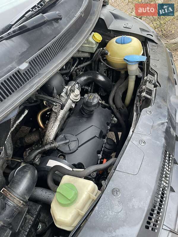 Мінівен Volkswagen Transporter 2006 в Острозі фото 15 Мінівен Volkswagen Transporter 2006 в Острозі