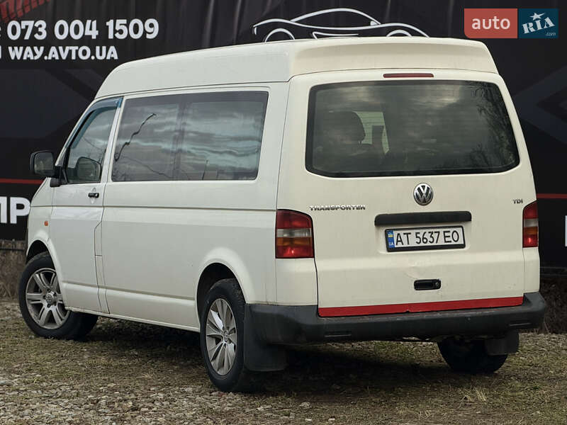 Мінівен Volkswagen Transporter 2005 в Івано-Франківську