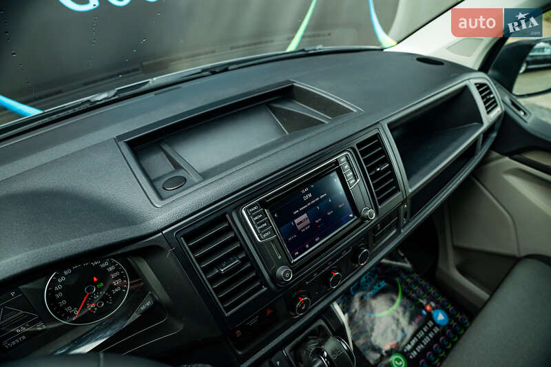 Вантажний фургон Volkswagen Transporter 2018 в Луцьку