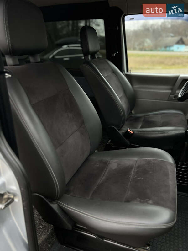 Вантажопасажирський фургон Volkswagen Transporter 2003 в Сторожинці