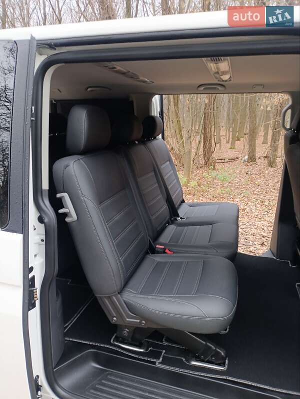 Мінівен Volkswagen Transporter 2020 в Києві