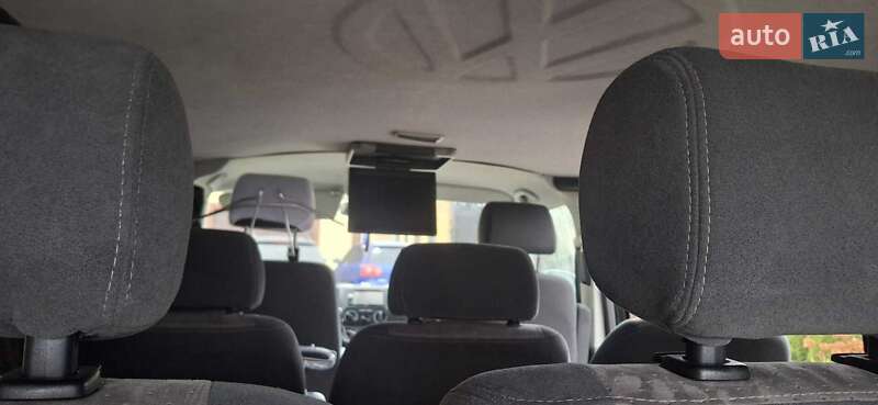 Мінівен Volkswagen Transporter 2009 в Стопчатові