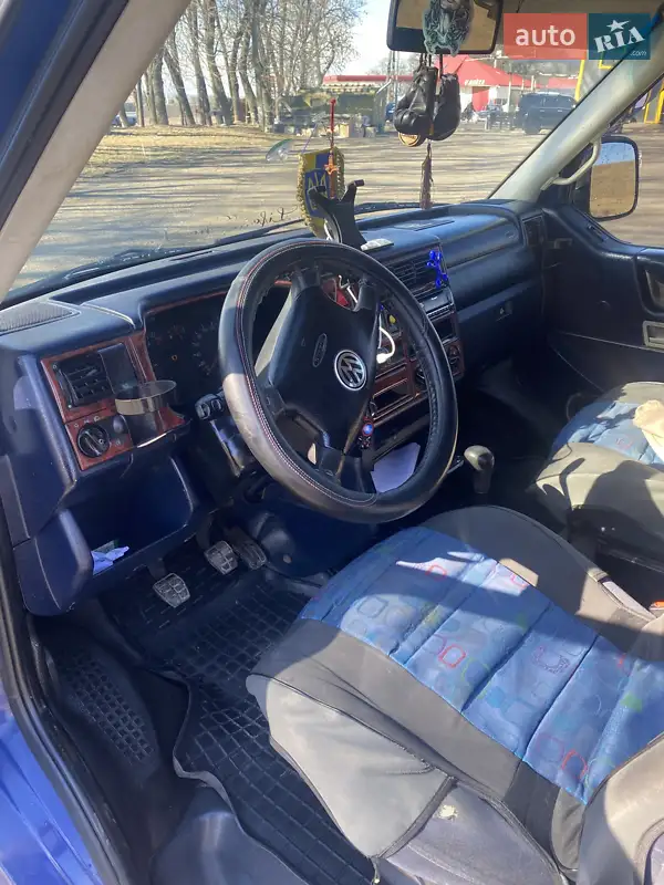Volkswagen Transporter 2002 VIN WV1ZZZ70Z2H021855 фото оголошення 4 з 34