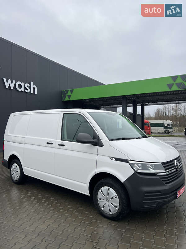 Грузовой фургон Volkswagen Transporter 2021 в Луцке