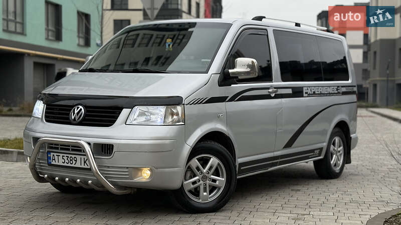 Мінівен Volkswagen Transporter 2005 в Івано-Франківську