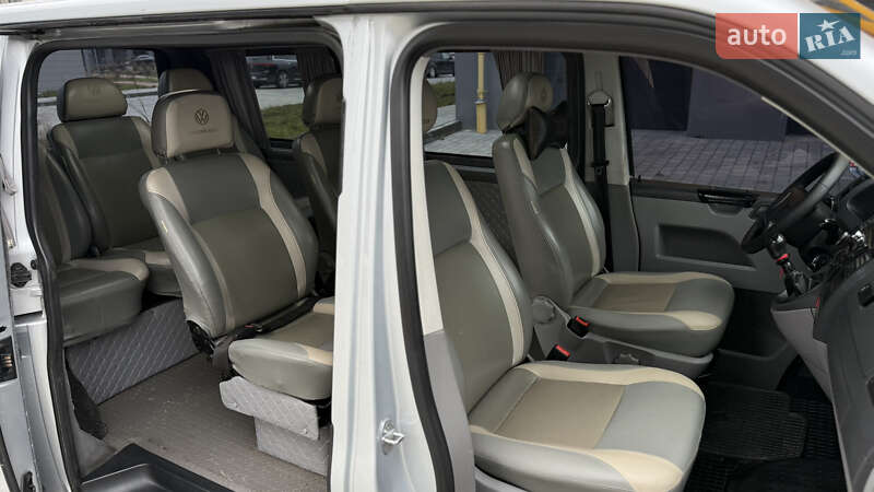 Мінівен Volkswagen Transporter 2005 в Івано-Франківську