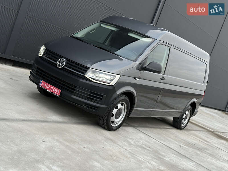 Вантажний фургон Volkswagen Transporter 2018 в Броварах