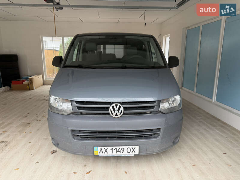 Минивэн Volkswagen Transporter 2013 в Харькове