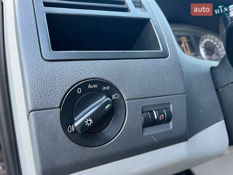 Минивэн Volkswagen Transporter 2014 в Львове