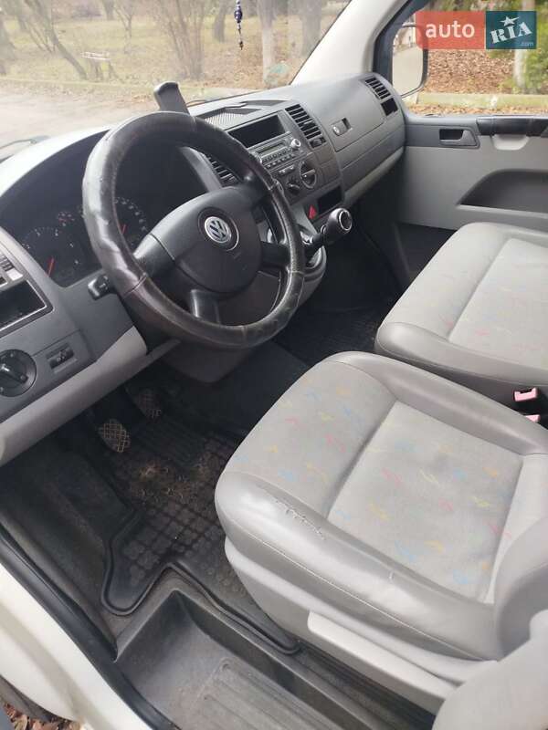 Вантажний фургон Volkswagen Transporter 2009 в Києві фото 4 Вантажний фургон Volkswagen Transporter 2009 в Києві