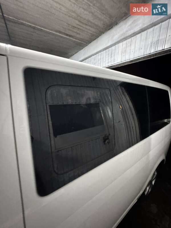 Мінівен Volkswagen Transporter 2014 в Києві фото 3 Мінівен Volkswagen Transporter 2014 в Києві