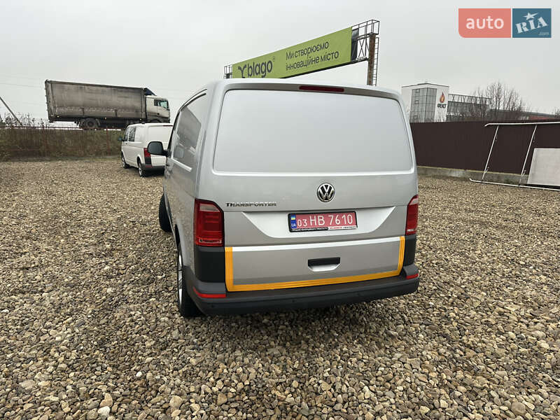 Вантажний фургон Volkswagen Transporter 2019 в Львові