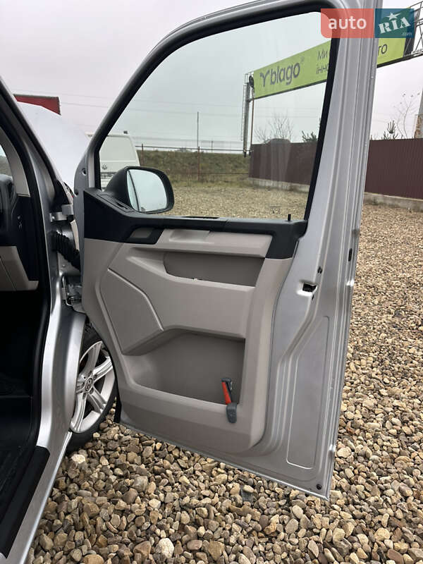 Вантажний фургон Volkswagen Transporter 2019 в Львові