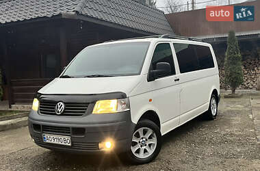 Мінівен Volkswagen Transporter 2006 в Тячеві