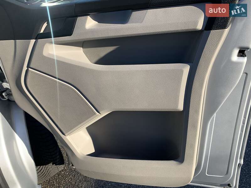 Вантажний фургон Volkswagen Transporter 2019 в Києві фото 29 Вантажний фургон Volkswagen Transporter 2019 в Києві