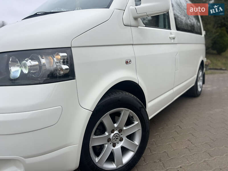 Минивэн Volkswagen Transporter 2006 в Львове