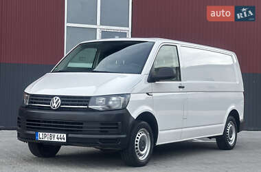 Вантажний фургон Volkswagen Transporter 2016 в Дубні