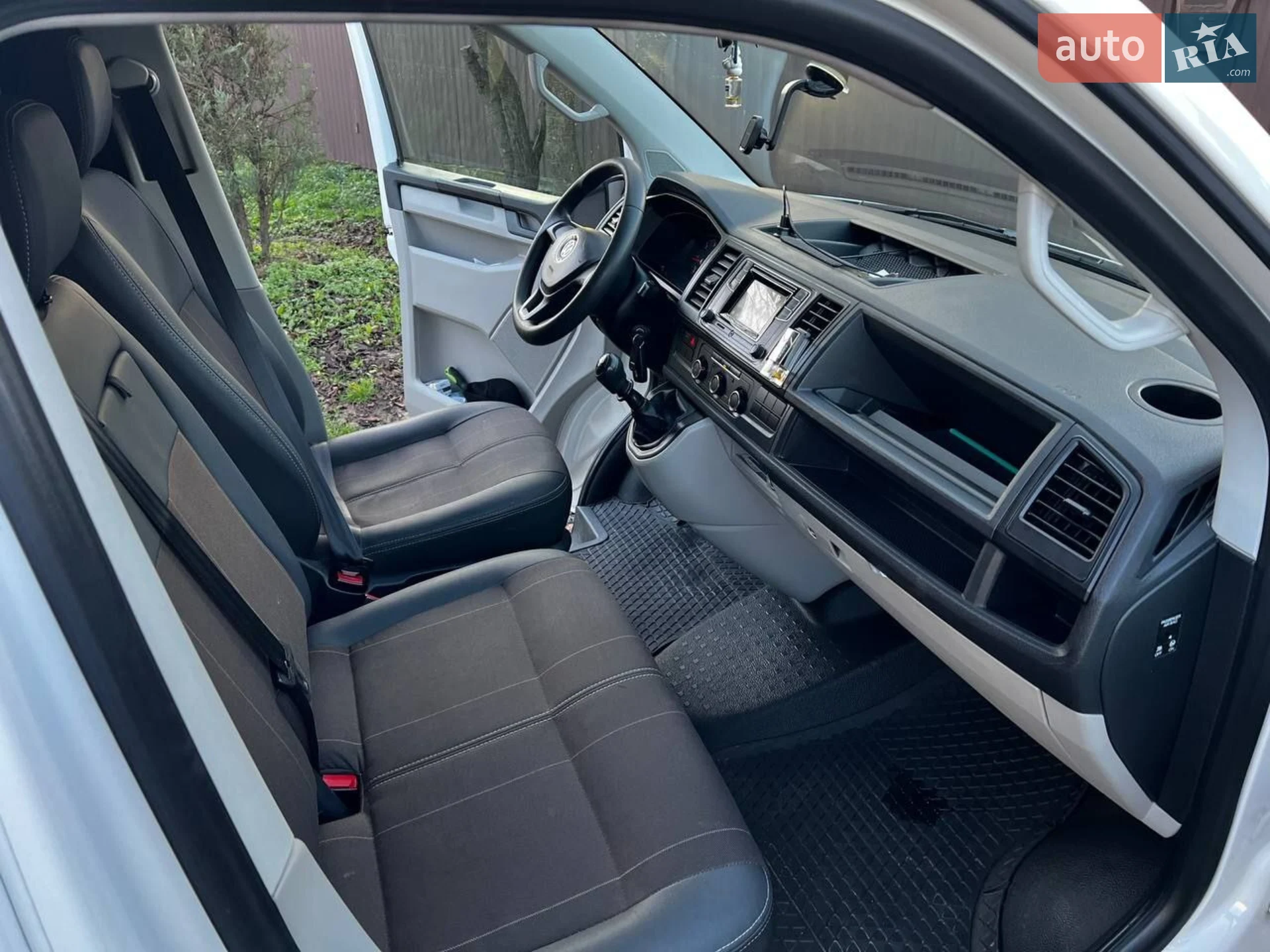 2017 Volkswagen Transporter - мініатюра 17