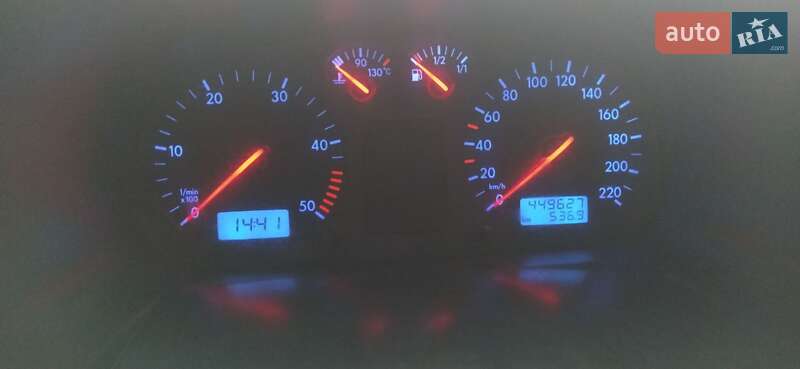 Минивэн Volkswagen Transporter 2000 в Киеве