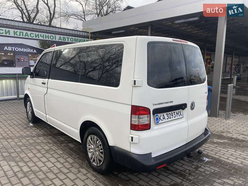 Мінівен Volkswagen Transporter 2007 в Олександрії