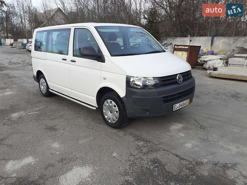 Минивэн Volkswagen Transporter 2010 в Звягеле