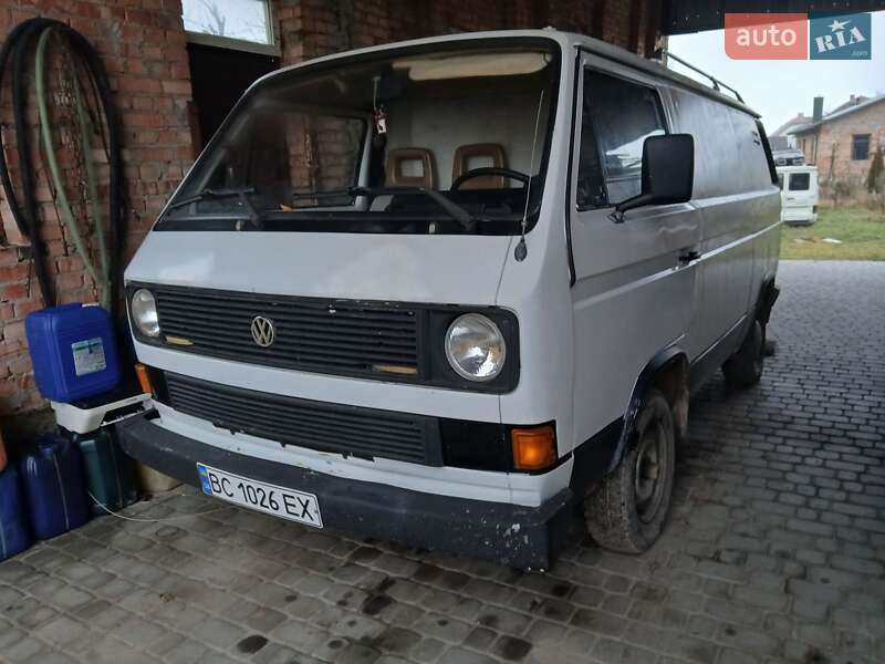 Вантажопасажирський фургон Volkswagen Transporter 1986 в Трускавці
