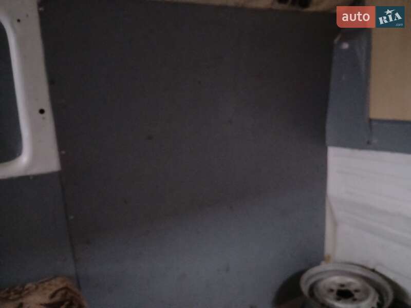 Вантажопасажирський фургон Volkswagen Transporter 1986 в Трускавці