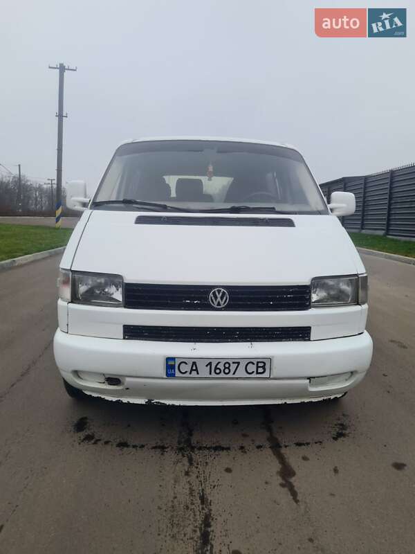 Минивэн Volkswagen Transporter 2000 в Черкассах