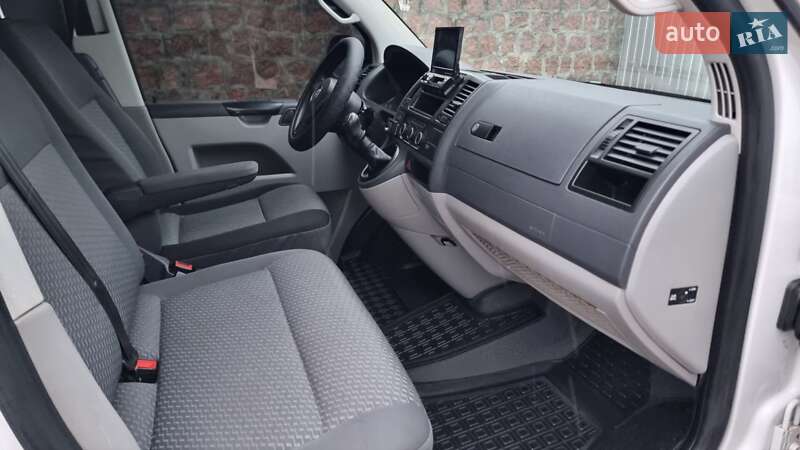 Грузовой фургон Volkswagen Transporter 2014 в Кропивницком