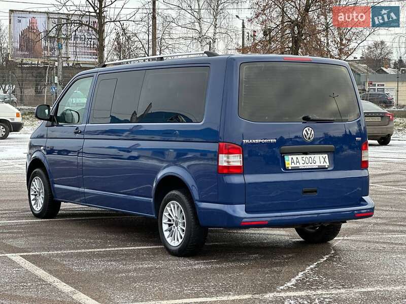 Мінівен Volkswagen Transporter 2014 в Житомирі