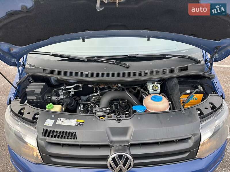 Мінівен Volkswagen Transporter 2014 в Житомирі